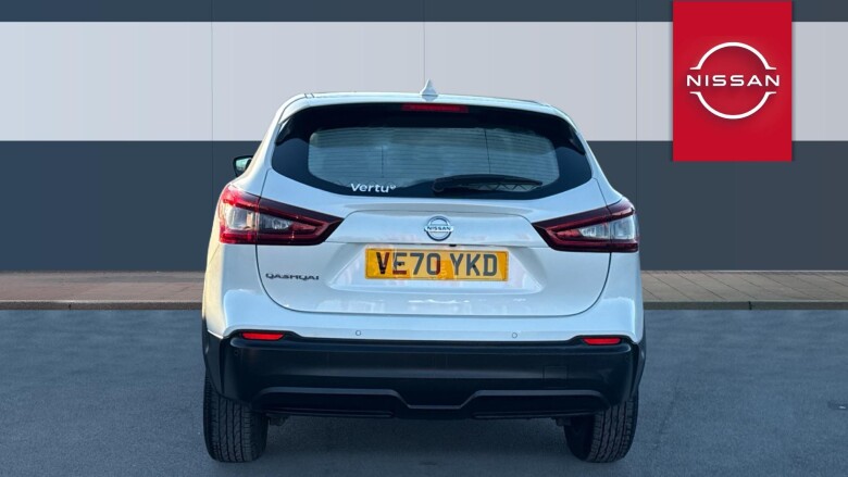 Nissan Qashqai 1.3 DiG-T Acenta Premium 5dr Petrol Hatchback